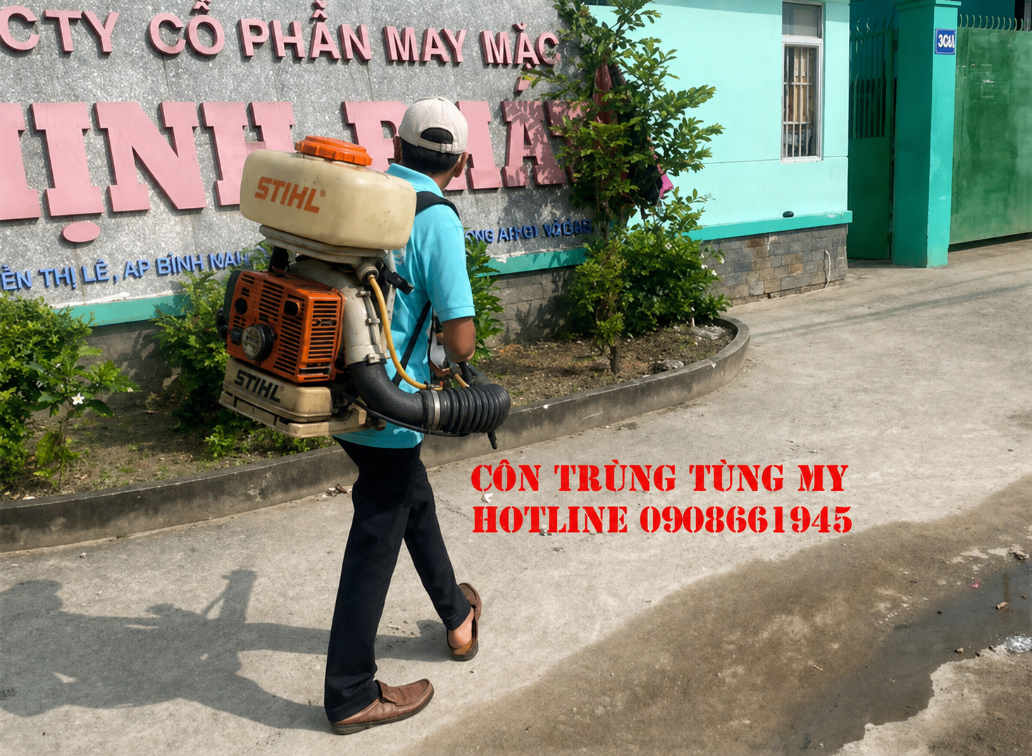 phun thuốc diệt muỗi